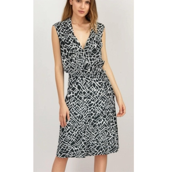 STUDIO ONE New York Women’s Large Geometric Dress Sleeveless V Neck Black White - Picture 1 of 8